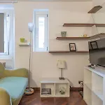 Xenia Apartments - Lovely Studio In Corso Genova 10 Min From Duomo