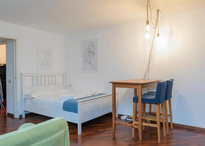 Xenia Apartments - Lovely Studio In Corso Genova 10 Min From Duomo