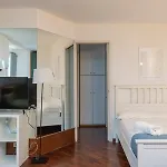 Xenia Apartments - Lovely Studio In Corso Genova 10 Min From Duomo